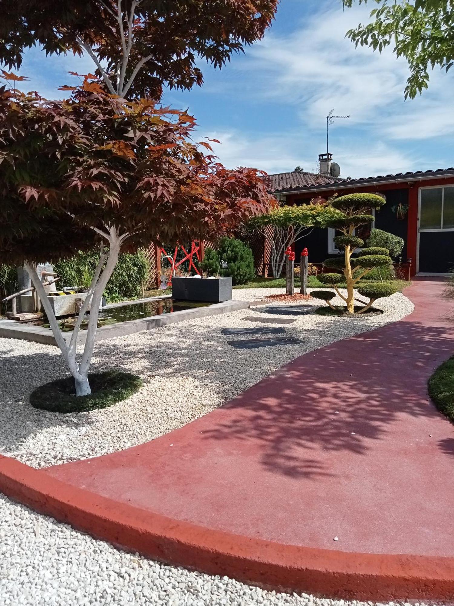 maison calme avec parking gratuit Saint-Medard-de-Guizieres Extérieur photo